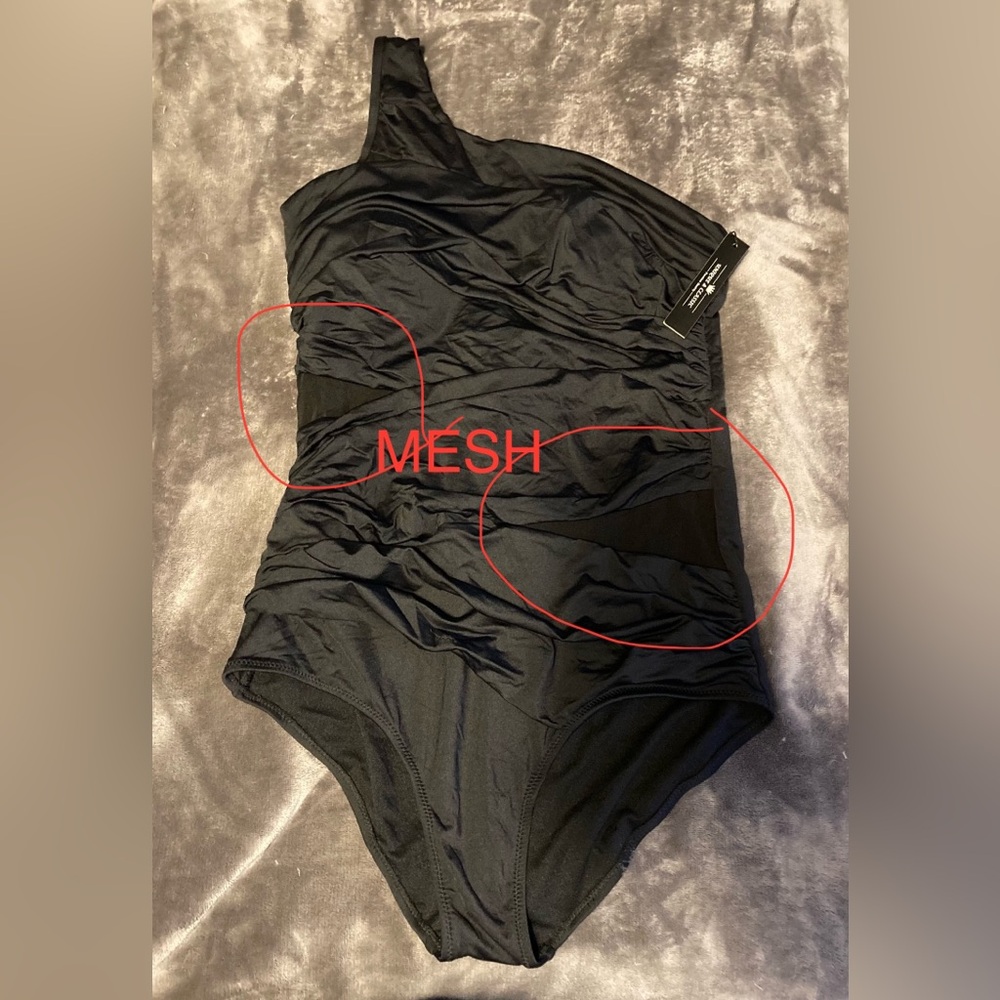 Unique and Classic Women's One Shoulder One Piece Swimsuit 3xl fit more like XL